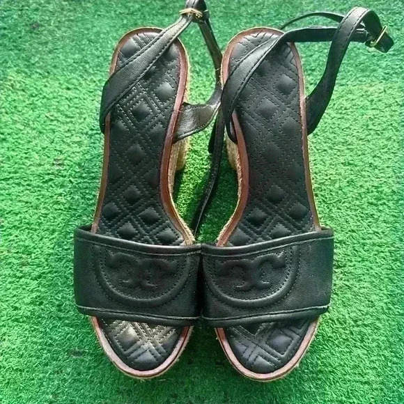 Tory Burch - Picture 1 of 3